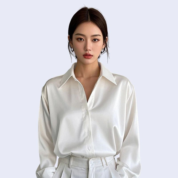 Chemise décontractée blanche à col souple brillante en satin