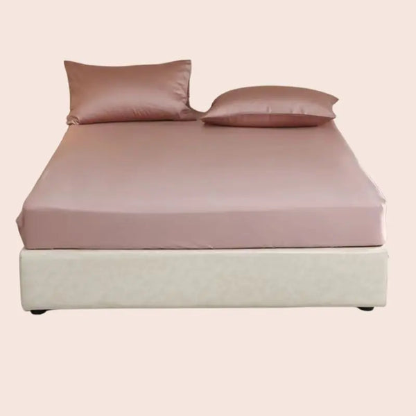 Lit avec drap-housse uni en soie de mûrier couleur rose