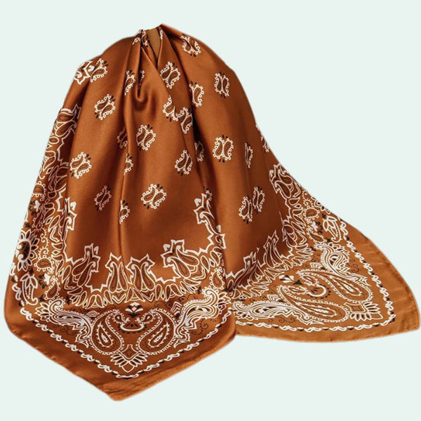 Foulard carré en satin motif cachemire marron