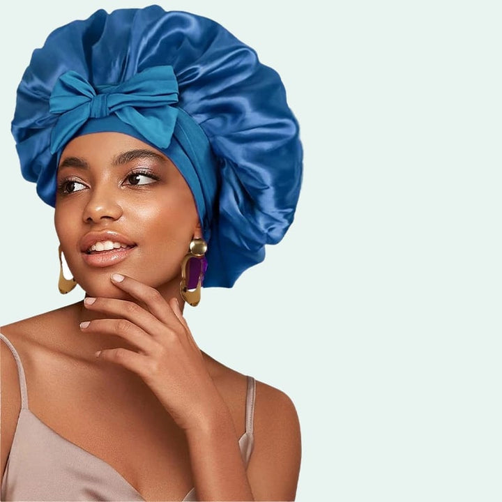 Bonnet de nuit brillant extensible en satin bleu azur
