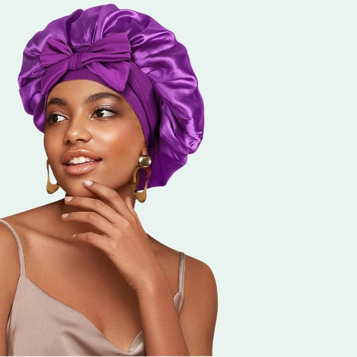 Bonnet de nuit brillant extensible en satin violet