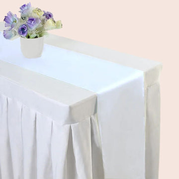 Chemin de table en satin blanc