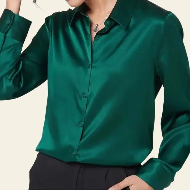 Chemise ample unie en soie et élasthanne vert foncé