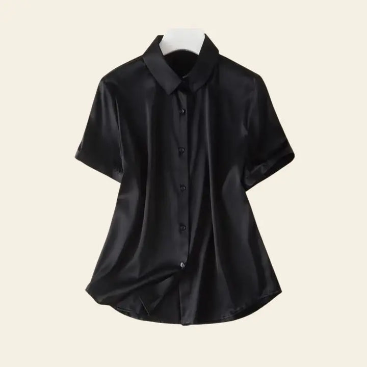 Chemise manches courtes fluide satinée en soie noir