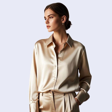 Chemise décontractée beige à col souple brillante en satin