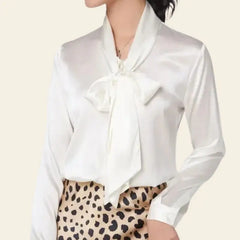 Chemise épaisse unie avec nœud en soie blanc