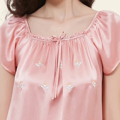 Chemise de nuit courte col carré en soie 19 mommes l Satin Lifestyle
