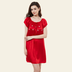 Chemise de nuit courte col carré en soie 19 mommes l Satin Lifestyle