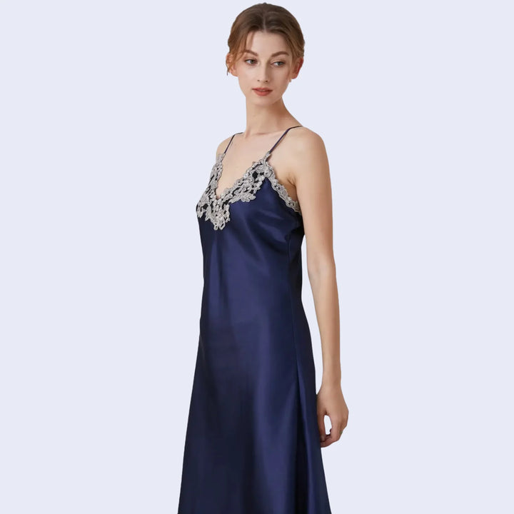 Chemise de nuit longue en satin avec dentelle | Satin Lifestyle