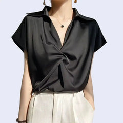 Chemisier ample manches courtes en satin mat noir