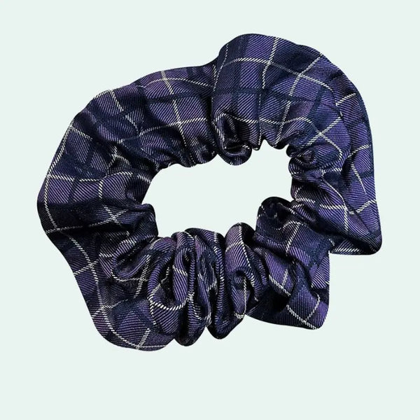 Chouchou en soie de mûrier 25 mommes violet à carreaux