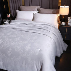Couette jacquard rembourrée en soie | Satin Lifestyle