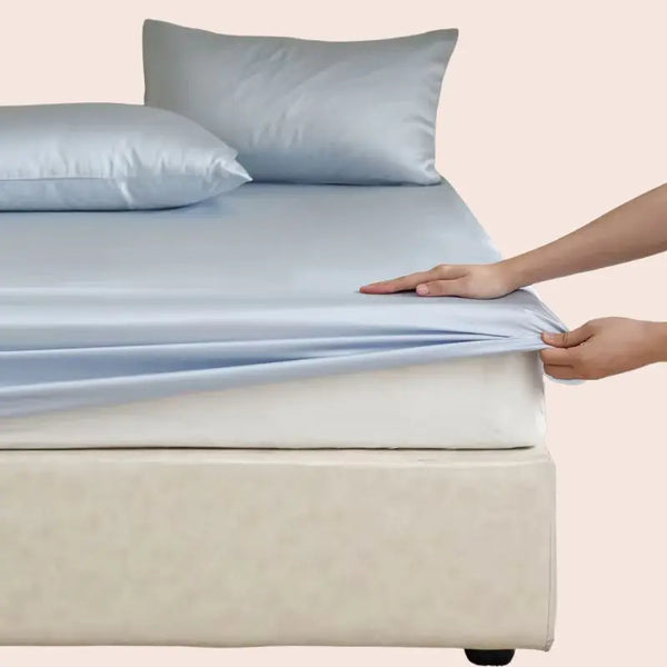 Drap-housse uni en soie de mûrier couleur bleu ciel