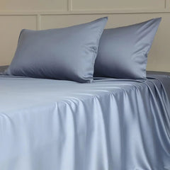 Drap plat uni en soie bleu