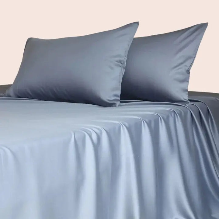 Drap plat uni en soie de mûrier couleur bleue