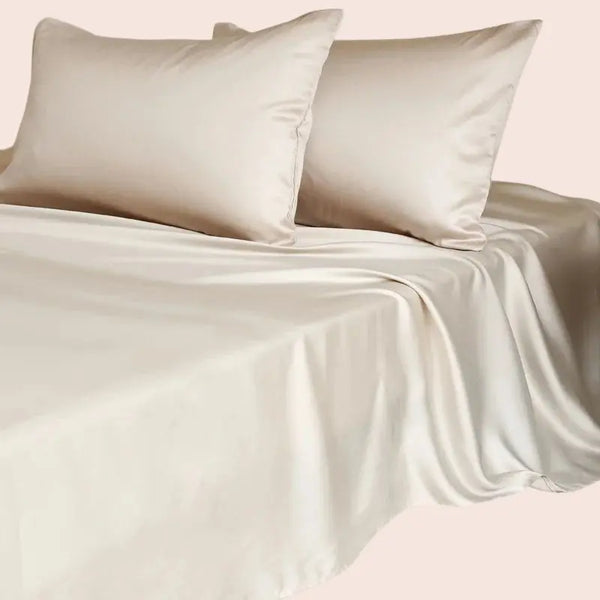 Drap plat uni en soie de mûrier couleur ivoire