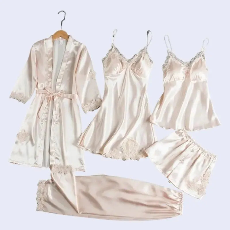 Ensemble pyjama 5 pièces couleur ivoire