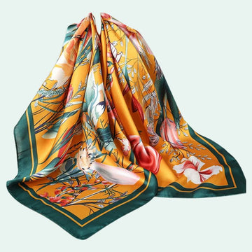 Foulard carré en satin motif botanique orange