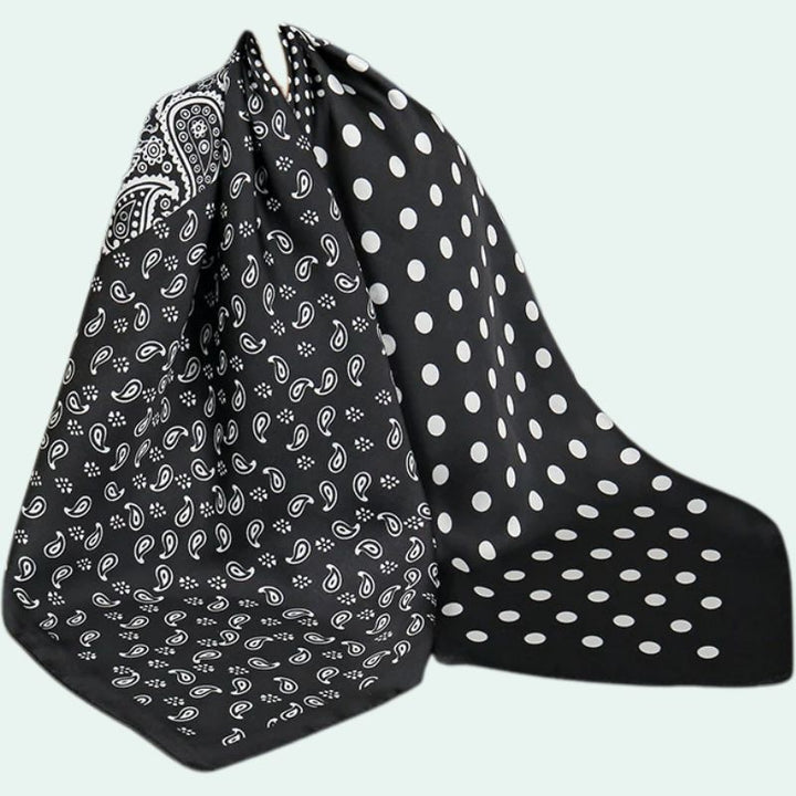 Foulard carré en satin motif noir à pois blancs