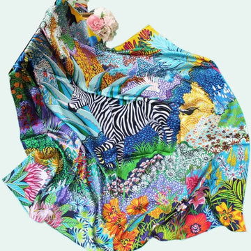 Foulard carré 100% soie de mûrier motif zèbre et plantes multicolore