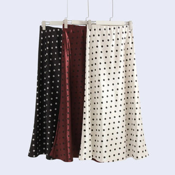 Jupe longue ajustée à pois en satin - Satin Lifestyle