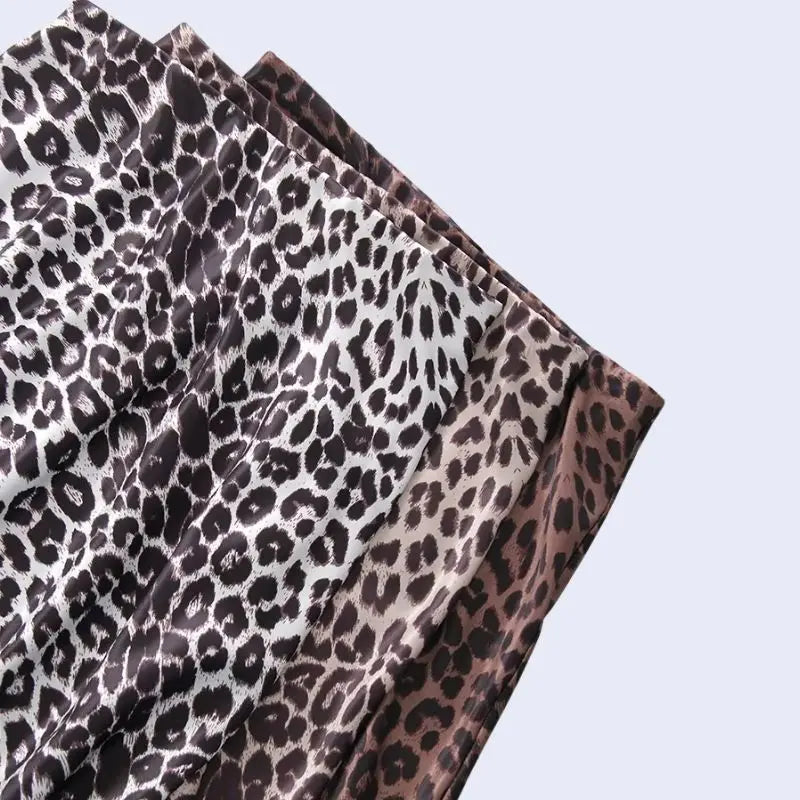 Modèles de jupes longues trapèze léopard en satin 