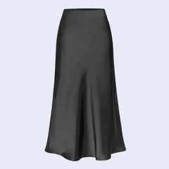 Jupe mi-longue unie avec fente latérale en satin couleur noire