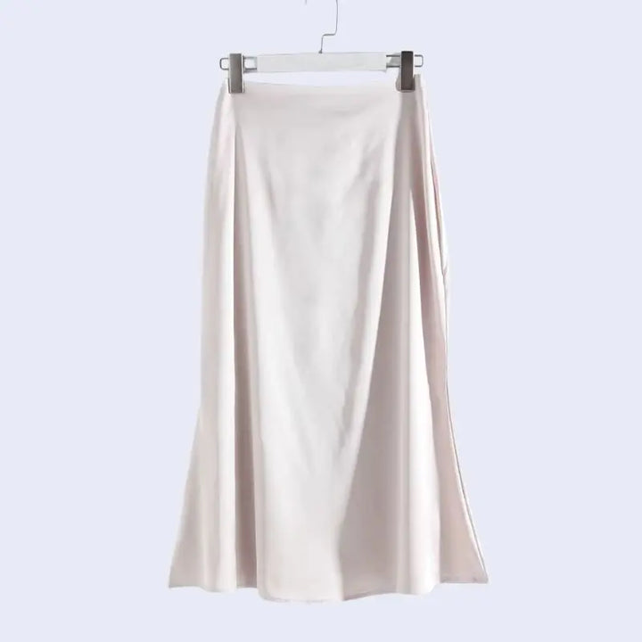 Jupe taille haute sirène mat en satin couleur ivoire