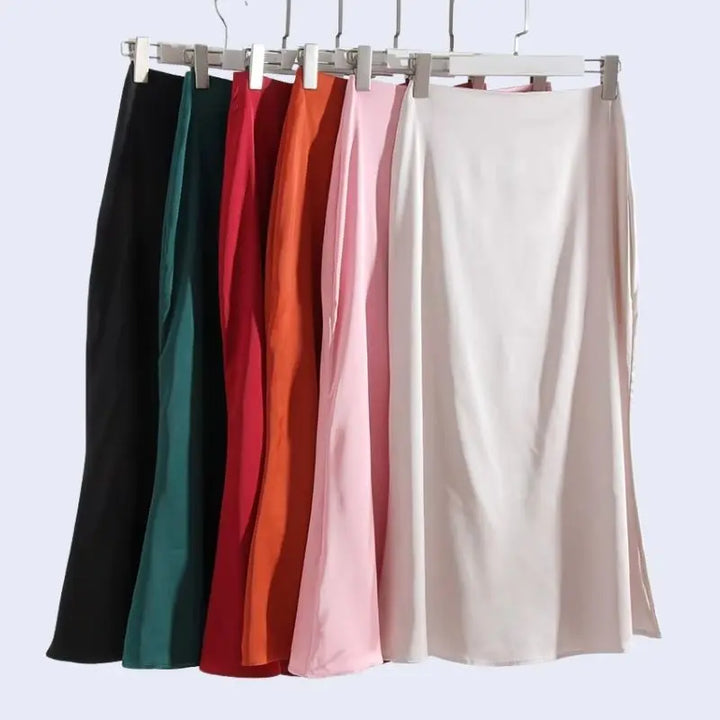 Modèles de jupes taille haute sirène mat en satin