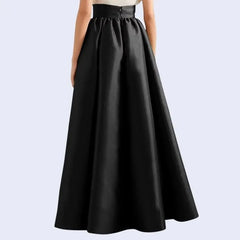 Jupe trapèze longue taille haute en satin couleur noire