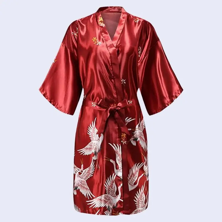 Kimono court brillant motif oiseau en satin couleur rouge