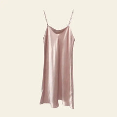 Mini-robe brillante à bretelles fines 100% soie couleur rose