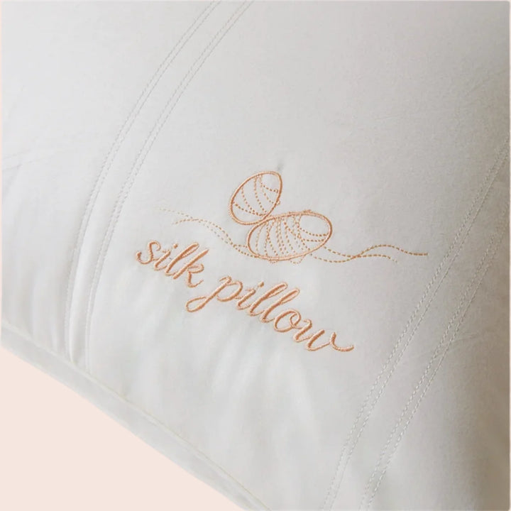 Oreiller ergonomique en soie de mûrier | Satin Lifestyle