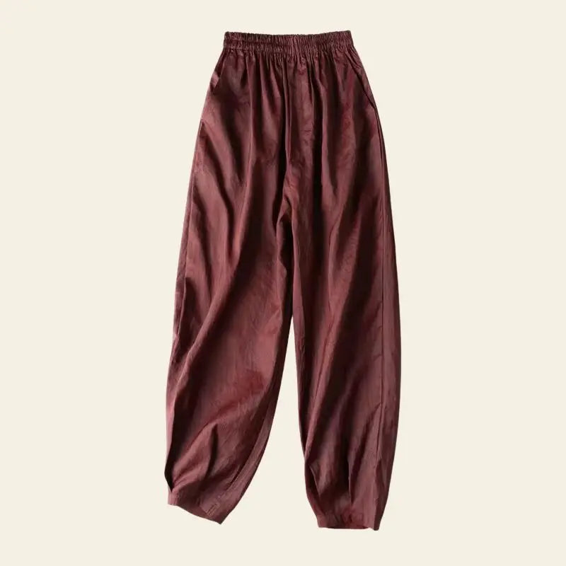 Pantalon brun en soie de mûrier naturelle avec poches