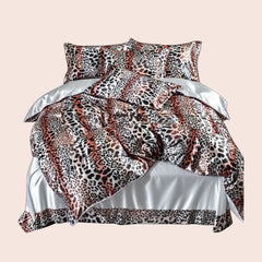 Parure de lit complète motifs jungle en soie | Satin Lifestyle