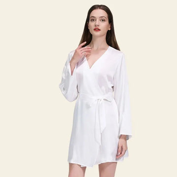 Peignoir court manches longues et ceinture en soie de mûrier blanc