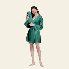 Peignoir court manches longues et ceinture en soie de mûrier vert