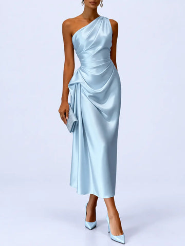 Robe cocktail plissée asymétrique en satin l Satin Lifestyle