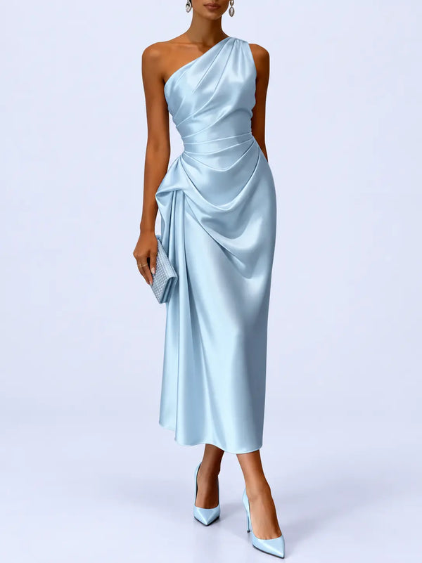 Robe cocktail plissée asymétrique en satin l Satin Lifestyle