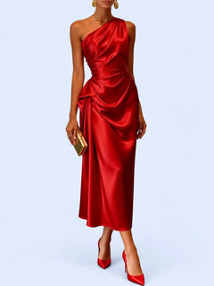 Robe cocktail plissée asymétrique en satin l Satin Lifestyle