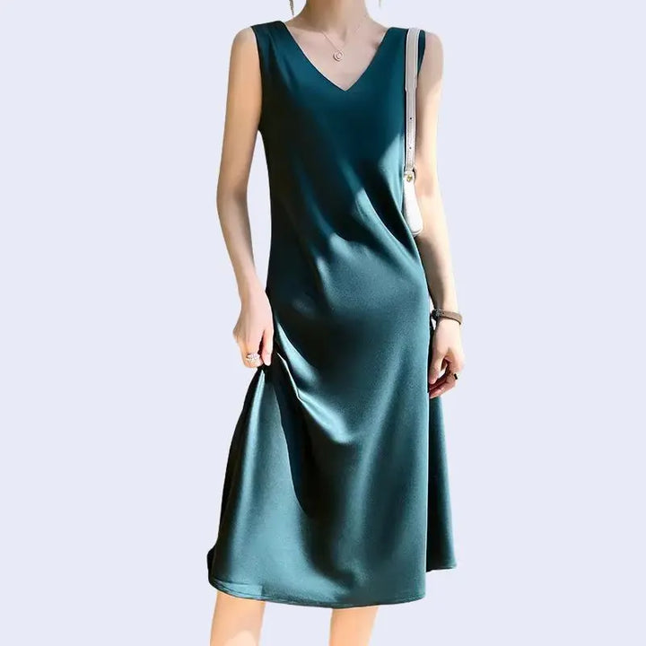 Robe élégante unie sans manches en satin vert