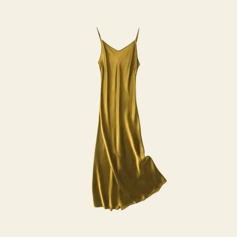 Robe longue décontractée brillante pure soie couleur dorée
