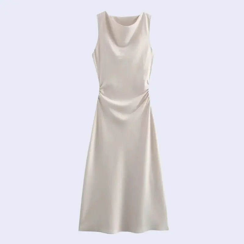 Robe longue sans manches effet plissée en satin couleur blanche