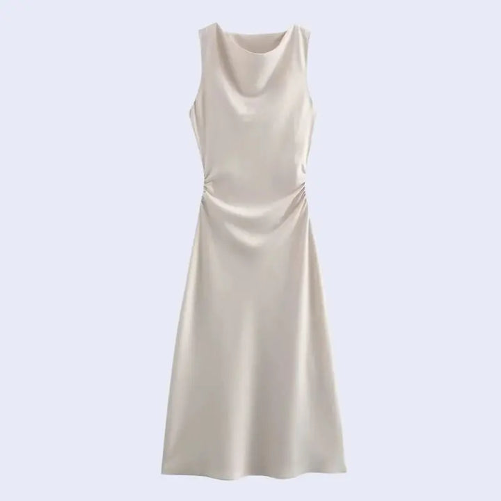 Robe longue sans manches effet plissée en satin couleur blanche