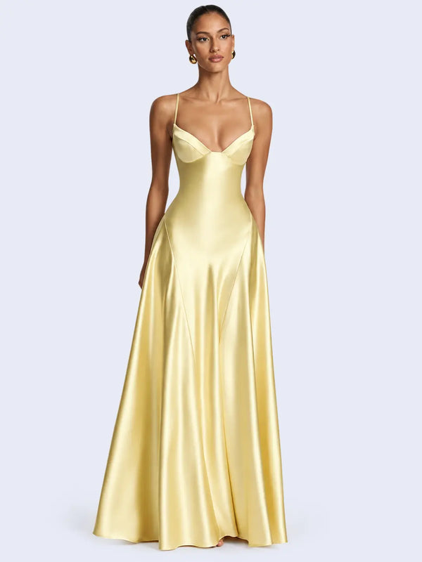 Robe longue trapèze décolleté en satin | Satin Lifestyle
