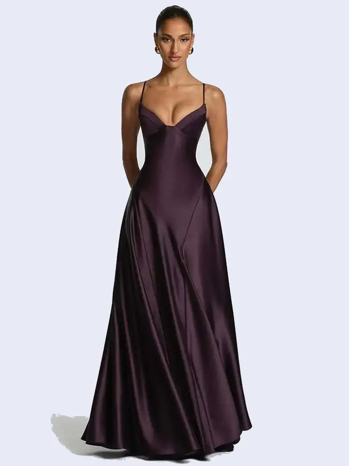 Robe longue trapèze décolleté en satin | Satin Lifestyle