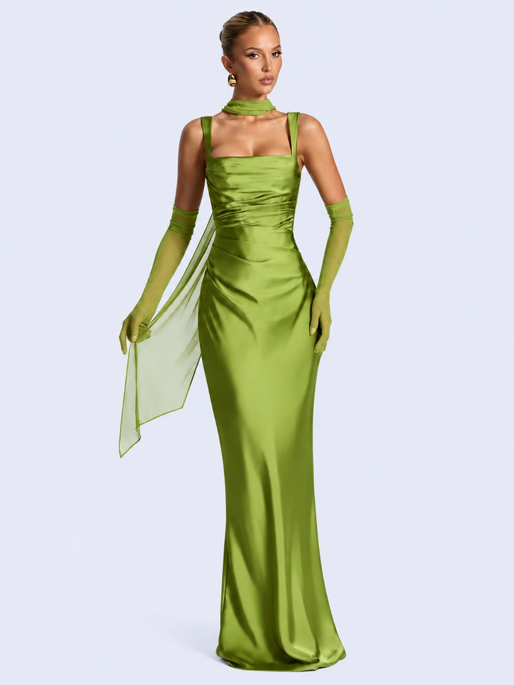 Robe maxi moulante dos nu à lacets en satin | Satin Lifestyle