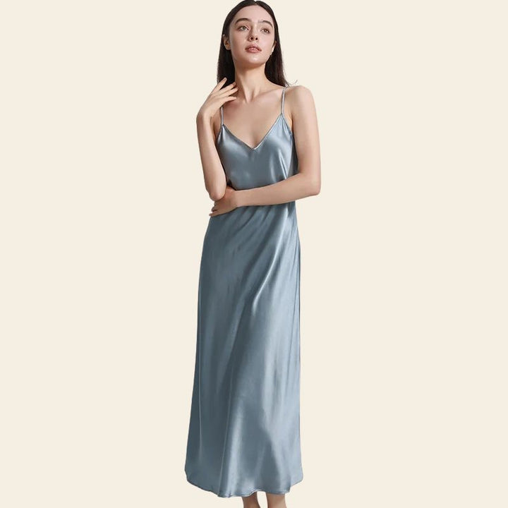 Robe de nuit longue unie en soie véritable brume