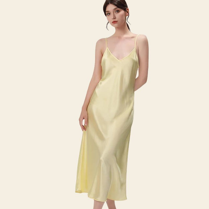 Robe de nuit longue unie en soie véritable jaune