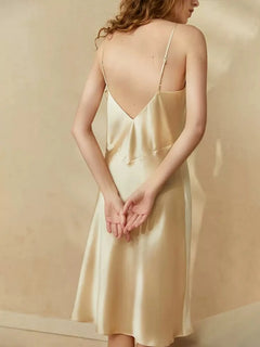 Robe de nuit mi-longue brillante en soie l Satin Lifestyle